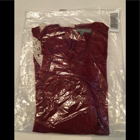 NIP Kate & Mallory Cranberry Red Top, Size Large - Picture 12 of 12